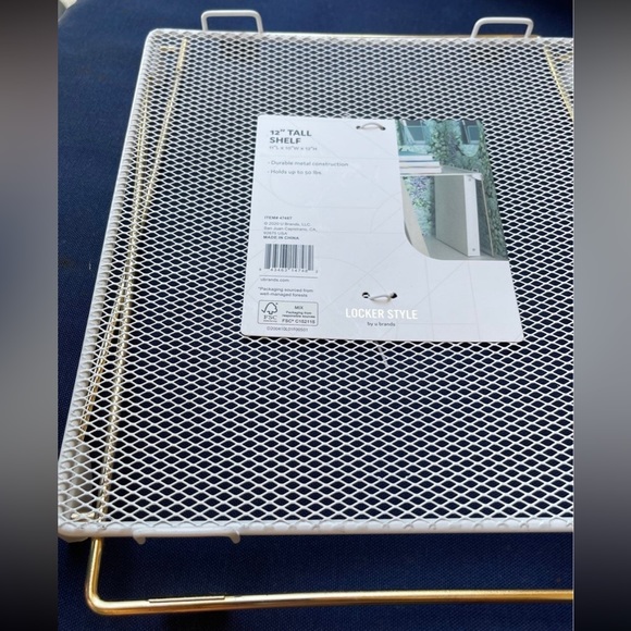 Locker Style mesh 12” shelf & magnetic starter kit - Picture 4 of 11